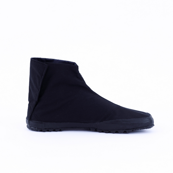 Right side of black　Tabi Shoes " U-ten "