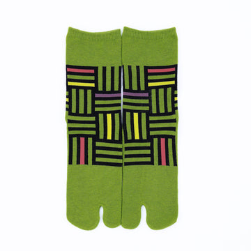 Front view of long green Tabi Socks " Sankuzushi "