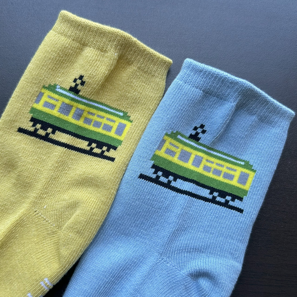 こども鎌倉足袋　ピクセル電車