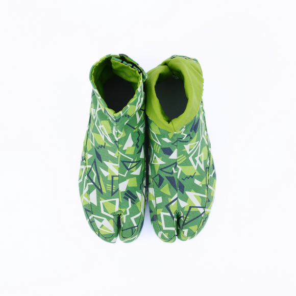 Top view of green Tabi Shoes " DISCO "