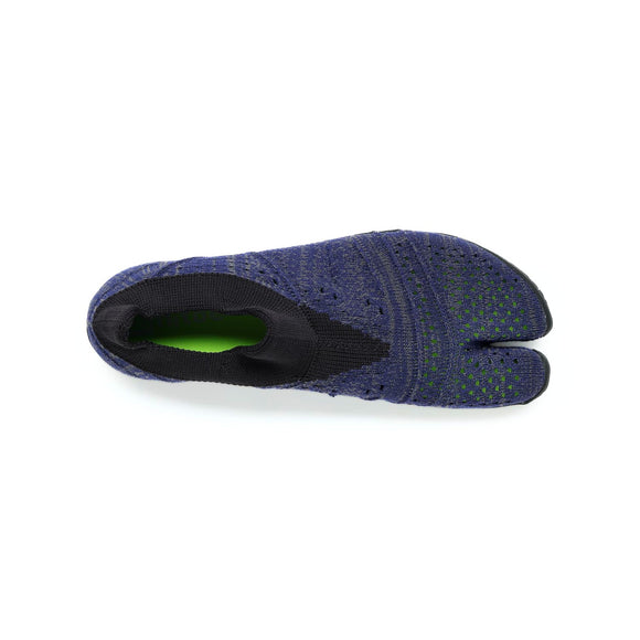 Top view of zebra navy Tabi Shoes " hitoe+ "