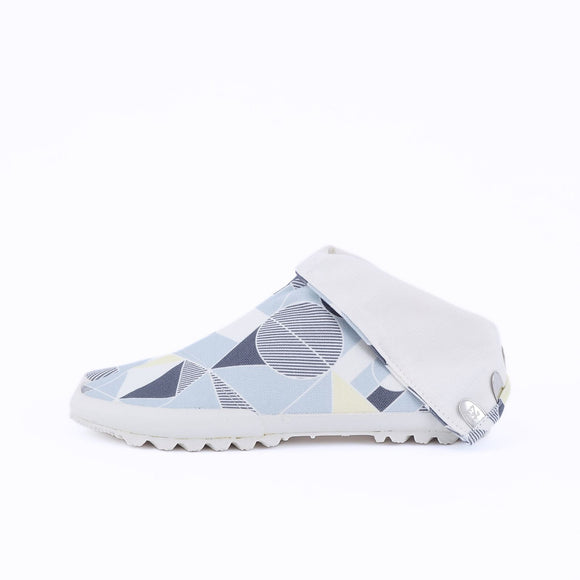 MEMORY Pastel tabi shoes, left side