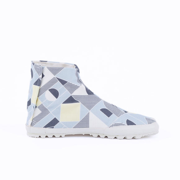 MEMORY Pastel tabi shoes, right side