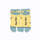Back view of short yellow Tabi Socks " Shirasu2"