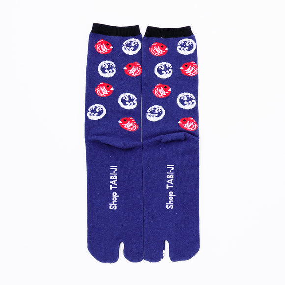Back view of long navy Tabi Socks " Tai "