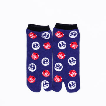 Front view of short navy Tabi Socks " Tai 