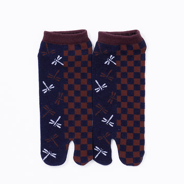 Front view of short navy Tabi Socks " Tonbo & Ichimatsu "