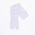 Front view of white Tabi Socks "NOBI NOBI"
