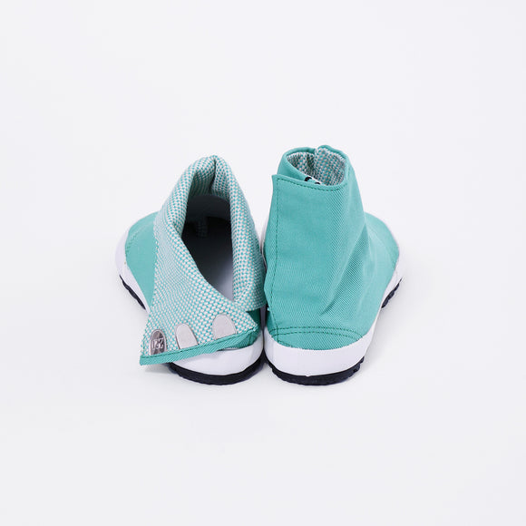 Back view of mint Tabi Shoes " SASHIKO "