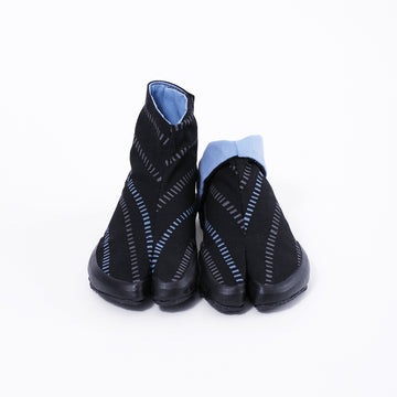 Front view of black Tabi Shoes " SHINOBI "